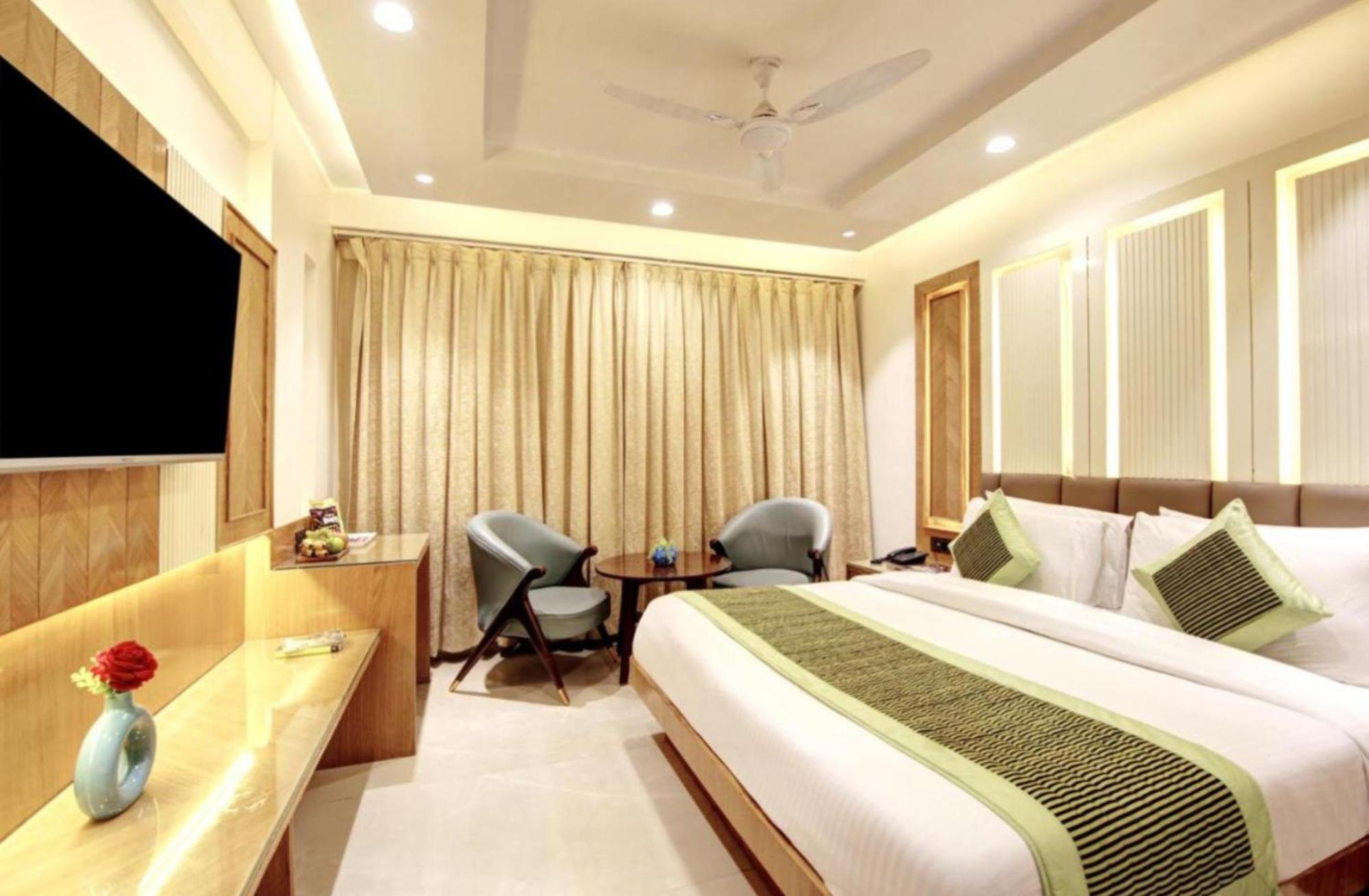 Hotel Platinum With Free Pickup-Delhi Airport New Delhi Extérieur photo