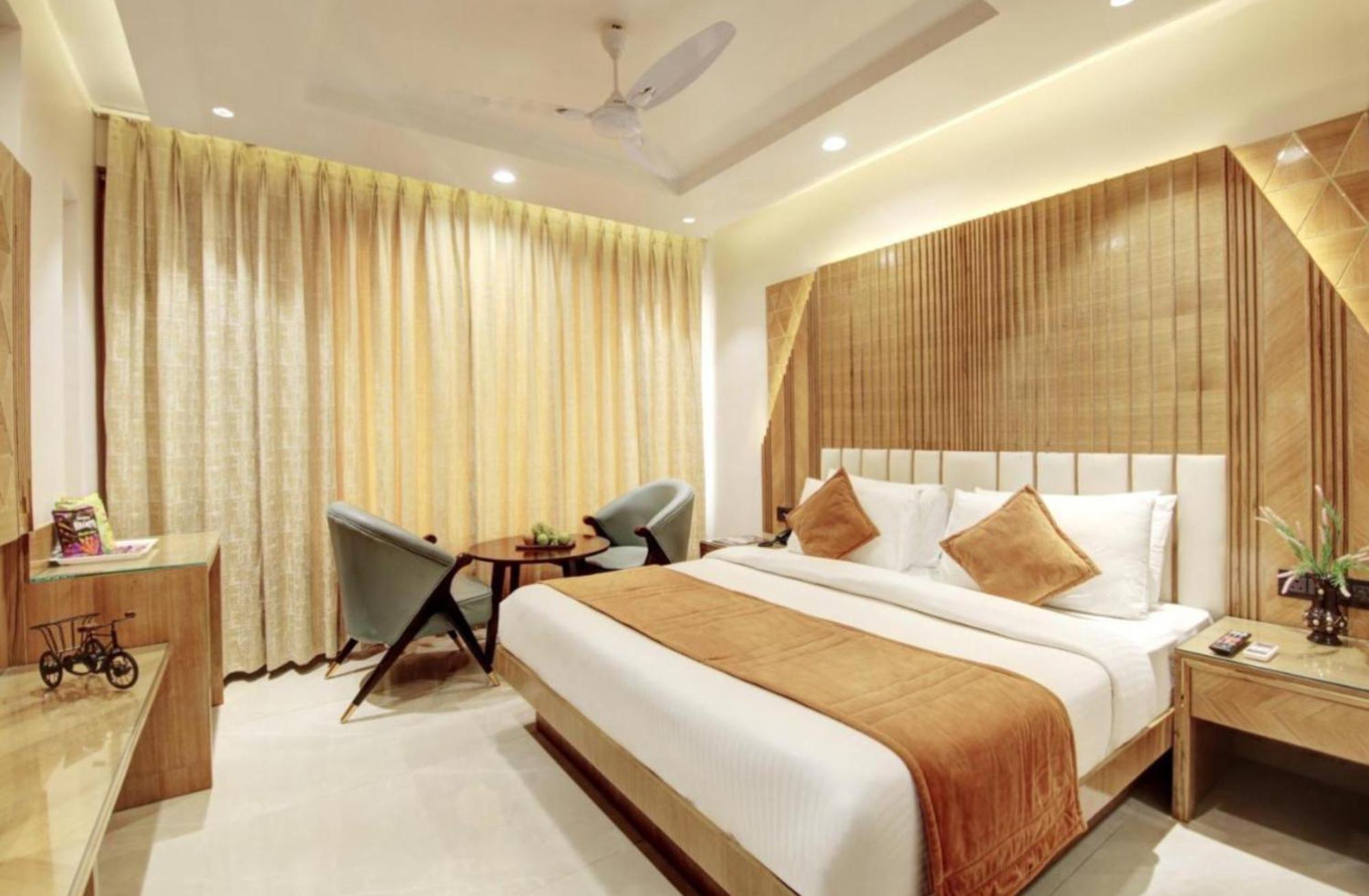 Hotel Platinum With Free Pickup-Delhi Airport New Delhi Extérieur photo