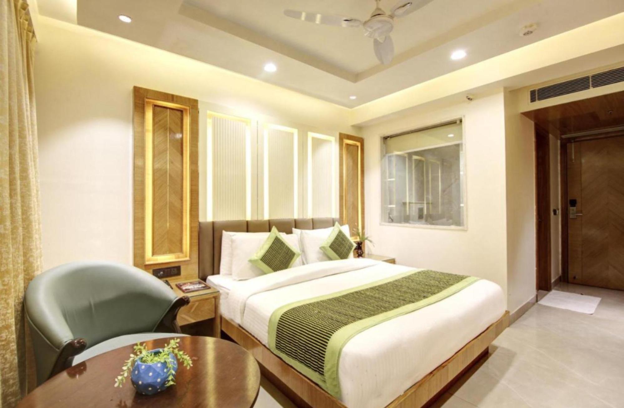 Hotel Platinum With Free Pickup-Delhi Airport New Delhi Extérieur photo