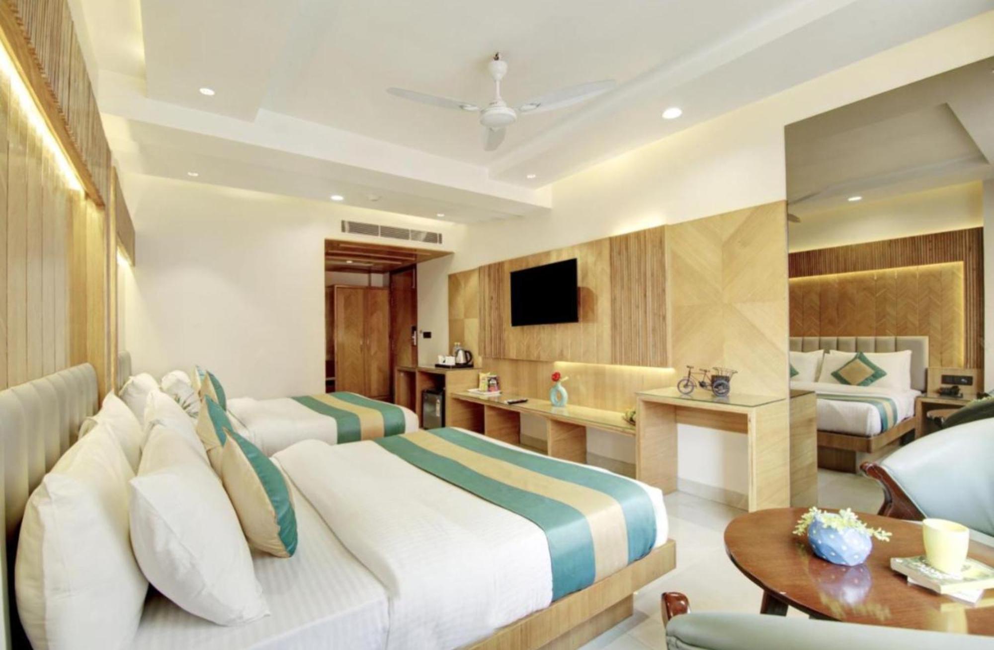 Hotel Platinum With Free Pickup-Delhi Airport New Delhi Extérieur photo